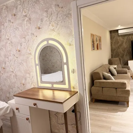 Great Location Terrace 15 Daire