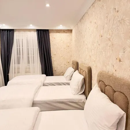 Great Location Terrace 15
